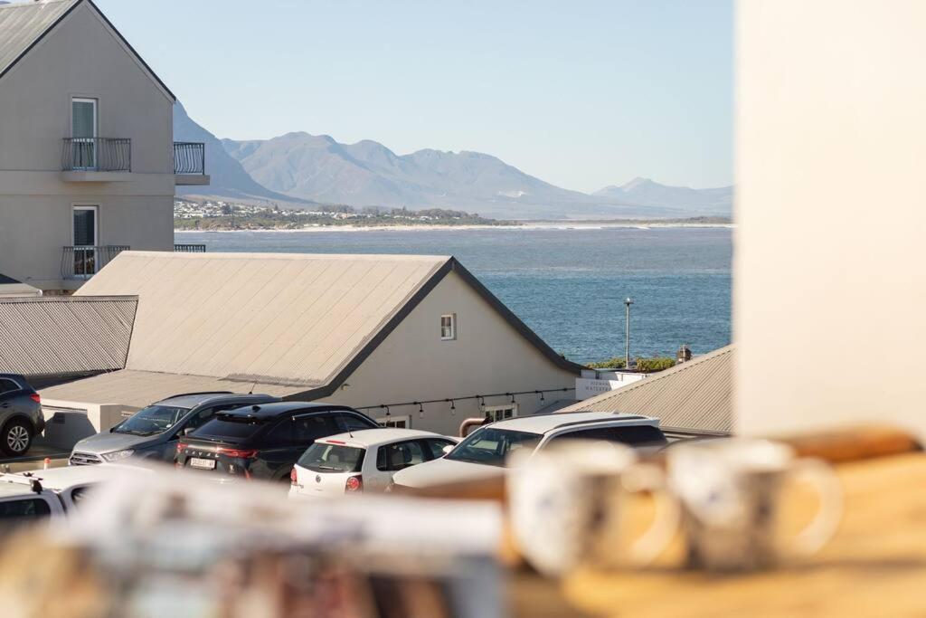 Hermanus Waterfront, Sea View Apartment With Balcony エクステリア 写真